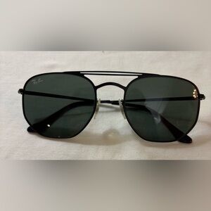 EUC Ray-Ban Black and Grey Metal Frame Double Bridge Men or Women’s Sunglasses